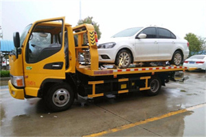 高州附近拖车救援24小时服务热线